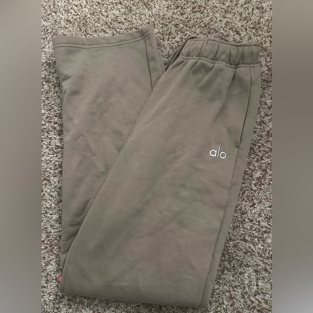 ALO Yoga Accolade Sweatpants